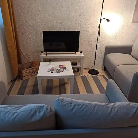 Chez Mylene Et J-p Holiday home Orange (Vaucluse)